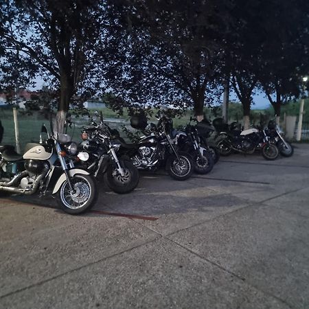 Mini Paradis Fughiu Εξωτερικό φωτογραφία
